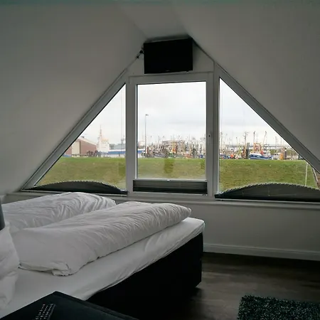 Inselblick Am Kutterhafen Norddeich (Norden)